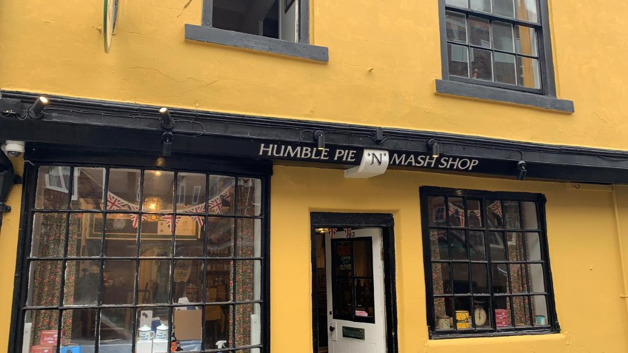 Bed and Breakfast Little Pie In The Sky Whitby Exterior foto